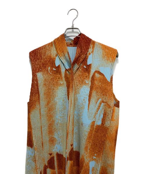 HOMME PLISSE ISSEY MIYAKE（オム プリッセ イッセイ ミヤケ）HOMME PLISSE ISSEY MIYAKE (オム プリッセ イッセイ ミヤケ) WIND WALK ロングベスト オレンジ×ブルー サイズ:1の古着・服飾アイテム