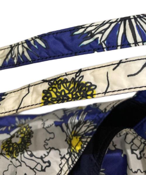 PRADA（プラダ）PRADA (プラダ) フラワーナイロントートバッグ ブルーの古着・服飾アイテム