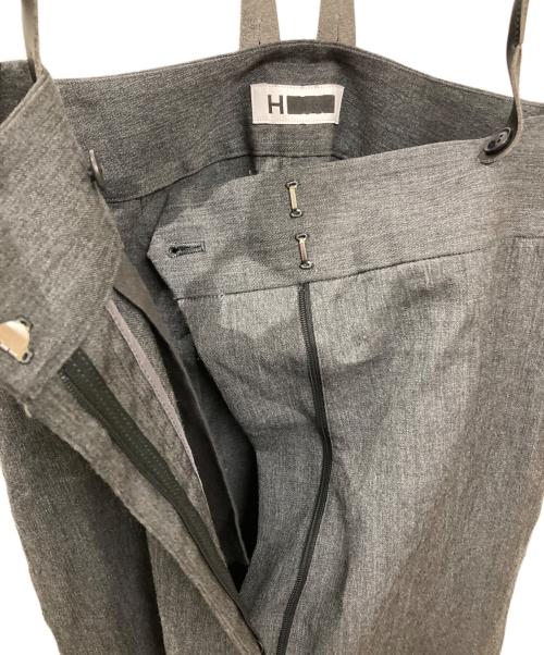 H BEAUTY&YOUTH（エイチ ビューティー&ユース）H BEAUTY&YOUTH (エイチ ビューティー&ユース) トロピカルハイウエストサスペンダーパンツ グレー サイズ:Sの古着・服飾アイテム