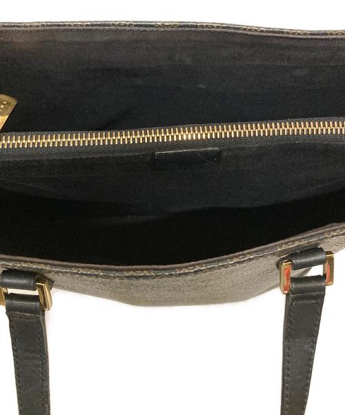 CELINE（セリーヌ）CELINE (セリーヌ) マカダムオールドハンドバック ブラックの古着・服飾アイテム