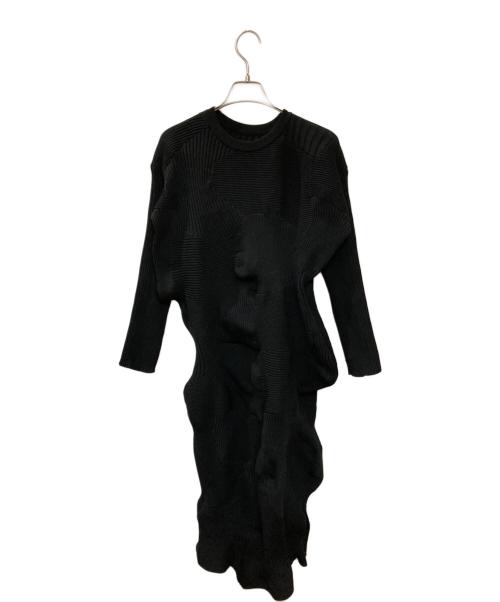 ISSEY MIYAKE（イッセイミヤケ）ISSEY MIYAKE (イッセイミヤケ) KONE KONE/変形ニットワンピース ブラック サイズ:2の古着・服飾アイテム