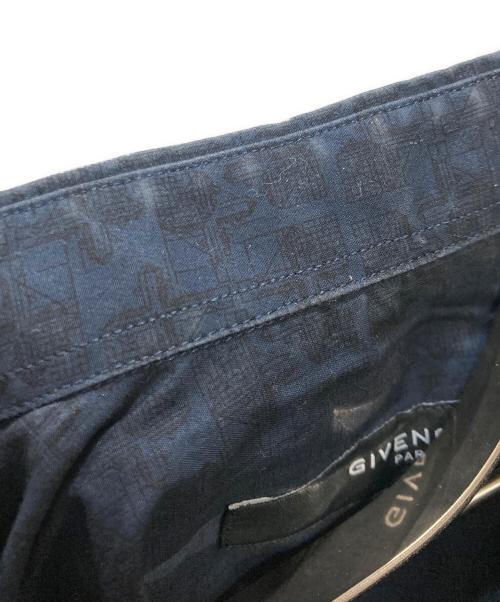 GIVENCHY（ジバンシィ）GIVENCHY (ジバンシィ) 総柄半袖シャツ ネイビー サイズ:14 1/2 37の古着・服飾アイテム