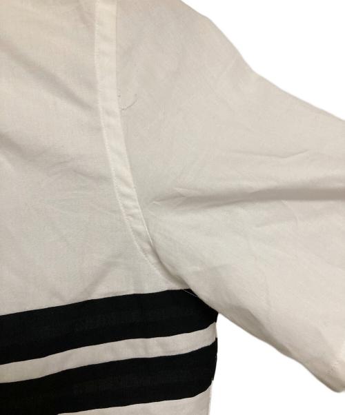 KRIS VAN ASSCHE（クリス ヴァン アッシュ）KRIS VAN ASSCHE (クリス ヴァン アッシュ) ライン半袖シャツ ホワイト サイズ:44の古着・服飾アイテム
