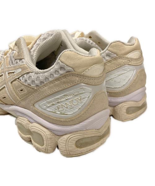 asics（アシックス）asics (アシックス) ENNOY (エンノイ) GEL-NIMBUS9 ベージュ サイズ:27cmの古着・服飾アイテム