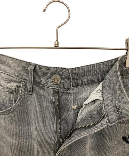 adidas（アディダス）adidas (アディダス) アディカラー デニム Adilenium パンツ グレー サイズ:2430inchの古着・服飾アイテム