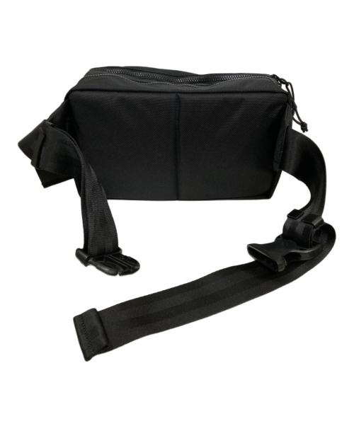 New Era（ニューエラ）New Era (ニューエラ) MARY QUANT (マリークヮント) スクエアボディバッグ ブラックの古着・服飾アイテム