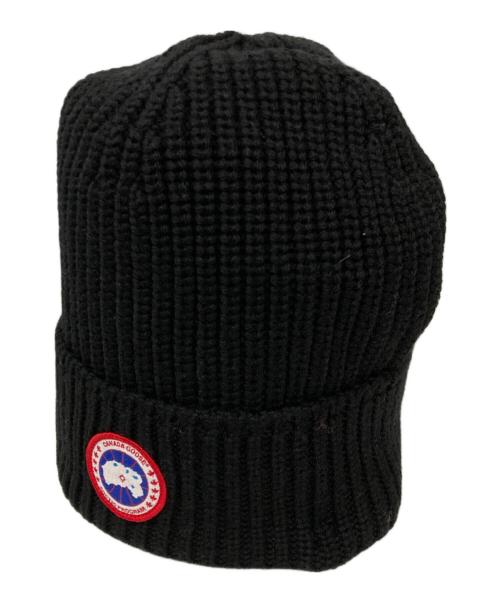 CANADA GOOSE（カナダグース）CANADA GOOSE (カナダグース) ロゴワッペンニット帽 ブラックの古着・服飾アイテム