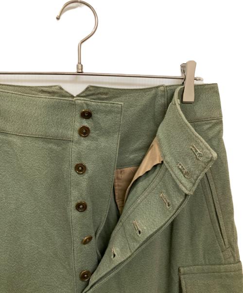 MAATEE&SONS（マーティーアンドサンズ）MAATEE&SONS (マーティーアンドサンズ) MILITARY TROUSERS オリーブ サイズ:2の古着・服飾アイテム