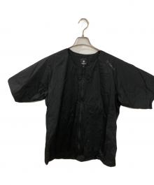 GOLDWIN（ゴールドウイン）の古着「ンシュレイティッド ハーフ スリーヴ」｜ブラック