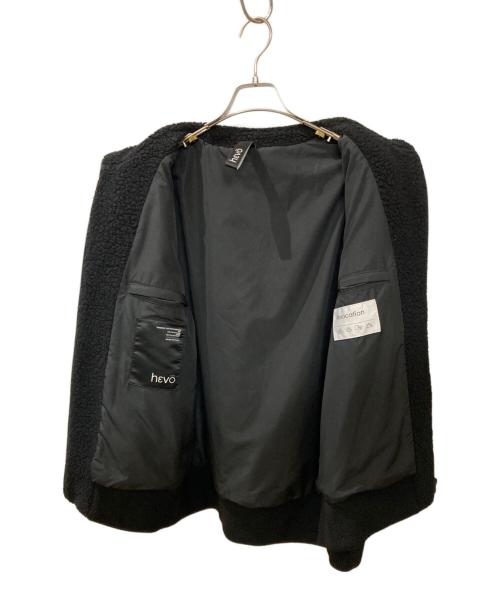 HEVO（イーヴォ）HEVO (イーヴォ) ボア フーデッド ジップアップブルゾン ブラック サイズ:48の古着・服飾アイテム