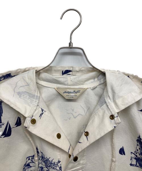 MICHIGAN RAG CO（ミシガンラグ）MICHIGAN RAG CO (ミシガンラグ) プリントフードジャケット ホワイト サイズ:Lの古着・服飾アイテム