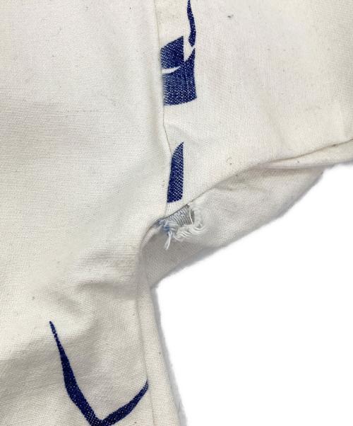 MICHIGAN RAG CO（ミシガンラグ）MICHIGAN RAG CO (ミシガンラグ) プリントフードジャケット ホワイト サイズ:Lの古着・服飾アイテム