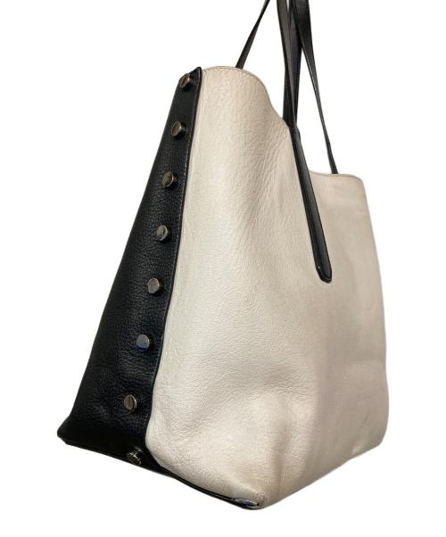 JIMMY CHOO（ジミーチュウ）JIMMY CHOO (ジミーチュウ) スタッズレザートートバッグ ホワイトの古着・服飾アイテム