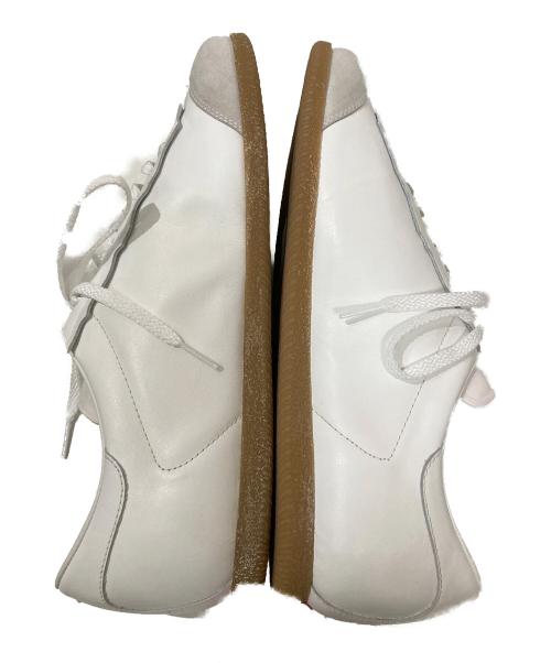 Maison Margiela（メゾンマルジェラ）Maison Margiela (メゾンマルジェラ) FEATHER LIGHT ホワイト サイズ:45の古着・服飾アイテム