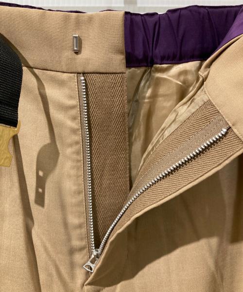 GRAMICCI（グラミチ）GRAMICCI (グラミチ) sacai (サカイ) サイドラインベルテッドショーツ ベージュ サイズ:4の古着・服飾アイテム
