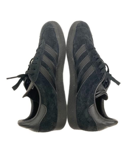 adidas（アディダス）adidas (アディダス) スニーカー ブラック サイズ:25cmの古着・服飾アイテム
