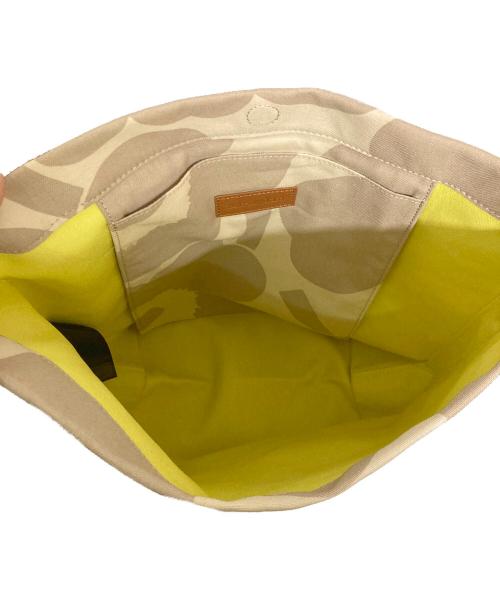 marimekko（マリメッコ）marimekko (マリメッコ) KUUNSADE TAIFUUNI ベージュの古着・服飾アイテム