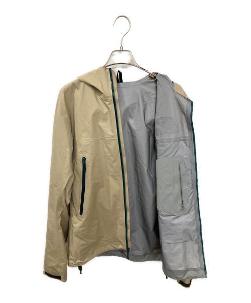 ARC'TERYX（アークテリクス）ARC'TERYX (アークテリクス) BETA JACKET ベージュ サイズ:Mの古着・服飾アイテム