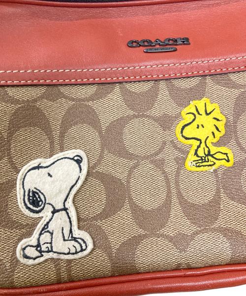 COACH（コーチ）COACH (コーチ) PEANUTS (ピーナッツ) グラハム クロスボディ・シグネチャー キャンバス・パッチ ブラウンの古着・服飾アイテム