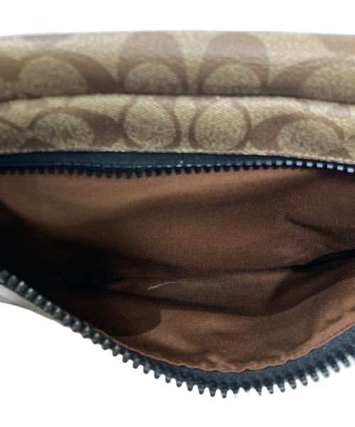 COACH（コーチ）COACH (コーチ) Jean-Michel Basquiat (ジャン ミシェル バスキア) トラックベルトバッグ ブラウンの古着・服飾アイテム