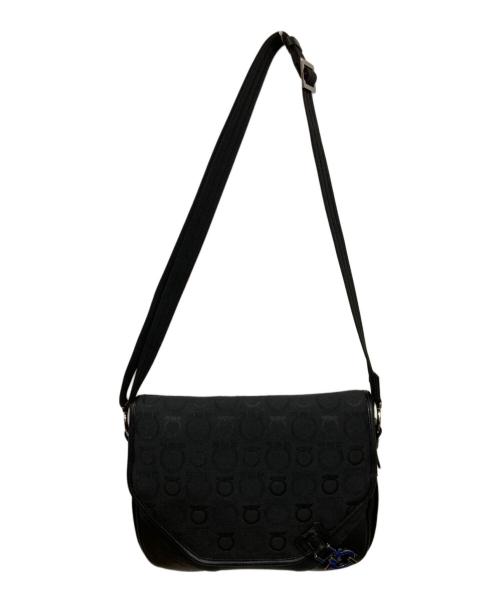 Salvatore Ferragamo（サルヴァトーレ フェラガモ）Salvatore Ferragamo (サルヴァトーレ フェラガモ) ガンチーニキャンバスショルダーバッグ ブラックの古着・服飾アイテム