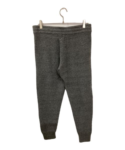 1piu1uguale3（ウノピュウノウグァーレトレ）1piu1uguale3 (ウノピュウノウグァーレトレ) WAPPEN RIB/ニットパンツ グレー サイズ:4の古着・服飾アイテム