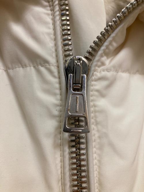 1piu1uguale3（ウノピュウノウグァーレトレ）1piu1uguale3 (ウノピュウノウグァーレトレ) EMMETI (エンメティ) RIB SLEEVE MOUTON STAND アイボリー サイズ:5の古着・服飾アイテム