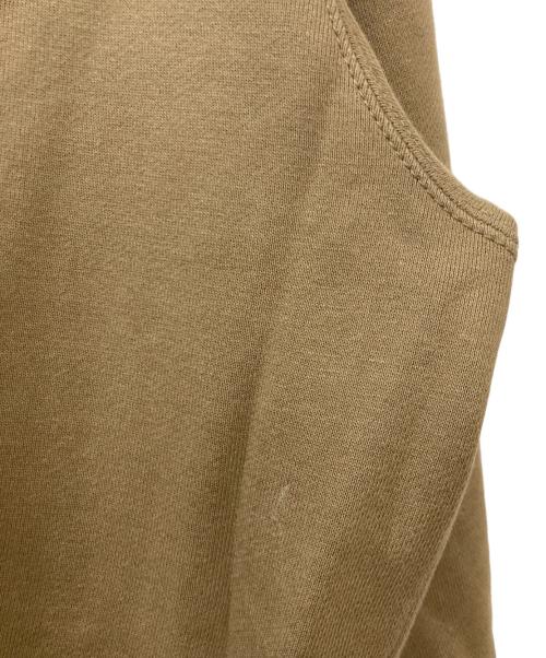 F.C.R.B.（エフシーレアルブリストル）F.C.R.B. (エフシーレアルブリストル) AUTHENTIC LOGO CREWNECK SWEAT  / ロゴクルーネックスウェット ベージュ サイズ:Lの古着・服飾アイテム