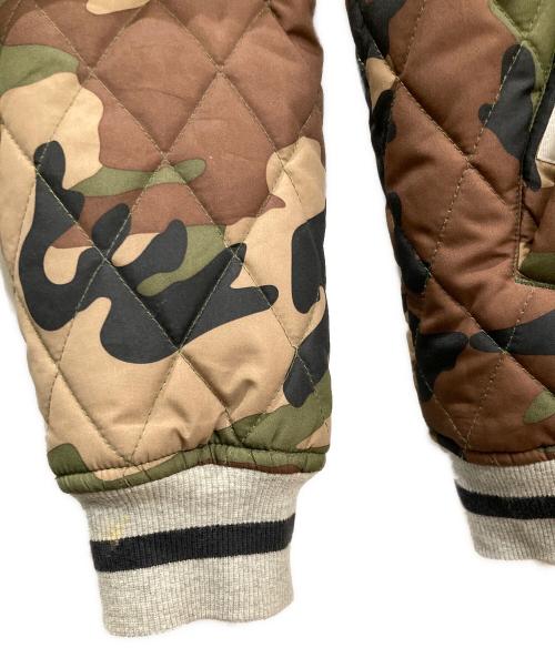 Champion（チャンピオン）Champion (チャンピオン) SUPREME (シュプリーム) リバーシブル迷彩ジャケット カーキ サイズ:Mの古着・服飾アイテム