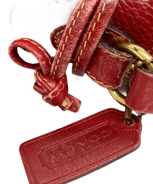 COACH（コーチ）COACH (コーチ) レザー巾着ショルダーバッグ レッドの古着・服飾アイテム