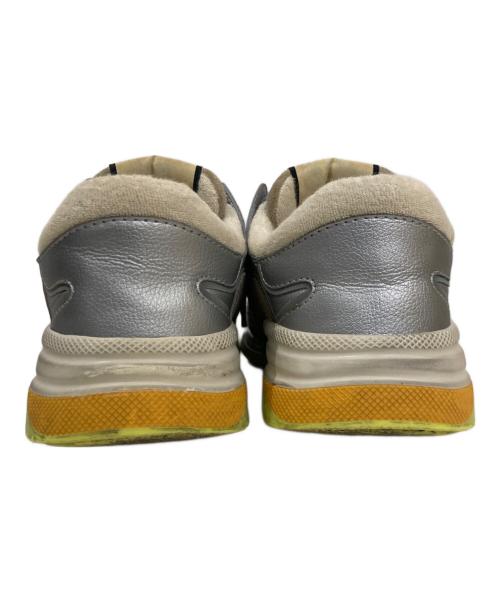 GUCCI（グッチ）GUCCI (グッチ) ウルトラスペーススニーカー シルバー×ベージュ サイズ:6の古着・服飾アイテム