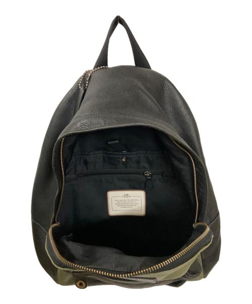 COACH（コーチ）COACH (コーチ) レザーデイパック ブラック×カーキの古着・服飾アイテム