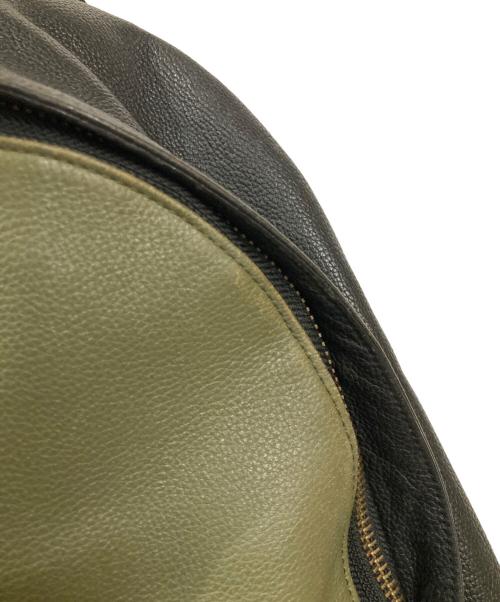 COACH（コーチ）COACH (コーチ) レザーデイパック ブラック×カーキの古着・服飾アイテム