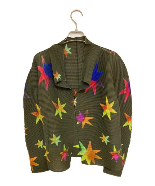 me ISSEY MIYAKE（ミーイッセイ ミヤケ）me ISSEY MIYAKE (ミーイッセイ ミヤケ) 総柄プリーツジャケット カーキ サイズ:FREEの古着・服飾アイテム