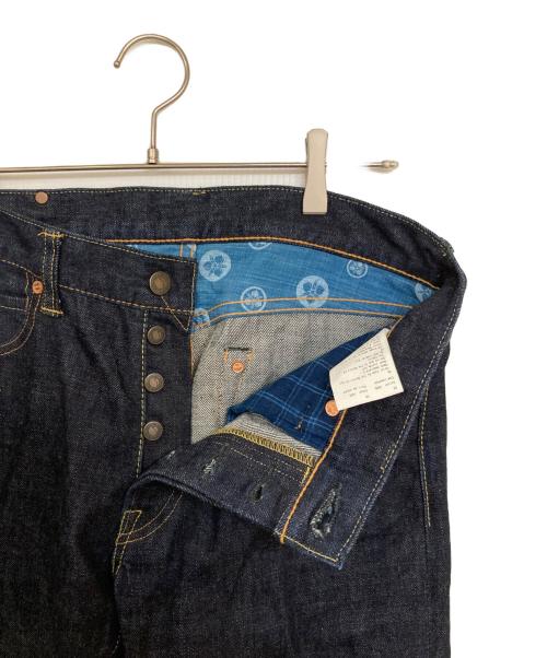 MOMOTARO JEANS（桃太郎ジーンズ）MOMOTARO JEANS (桃太郎ジーンズ) 銅丹特濃タイトストレートデニム インディゴ サイズ:W31の古着・服飾アイテム