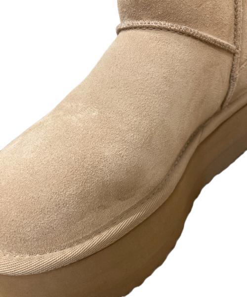 UGG（アグ）UGG (アグ) Classic Ultra Mini Platform / クラシック ウルトラミニ プラットフォーム ムートンブーツ ベージュ サイズ:23cmの古着・服飾アイテム