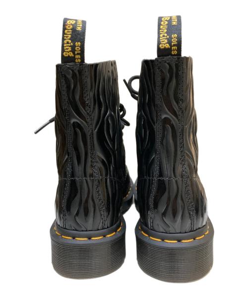 Dr.Martens（ドクターマーチン）Dr.Martens (ドクターマーチン) ゼブラエンボスブーツ ブラック サイズ:US6の古着・服飾アイテム