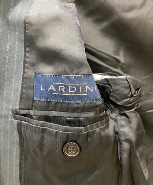 LARDINI（ラルディーニ）LARDINI (ラルディーニ) ストライプセットアップスーツ グレー サイズ:44の古着・服飾アイテム