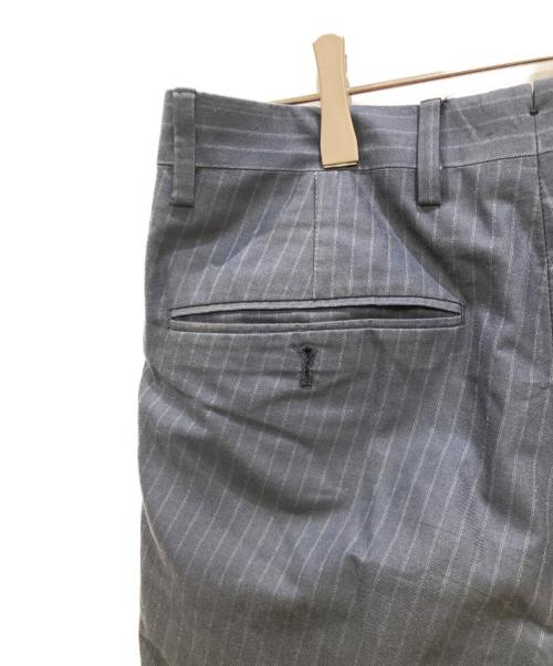LARDINI（ラルディーニ）LARDINI (ラルディーニ) ストライプセットアップスーツ グレー サイズ:44の古着・服飾アイテム