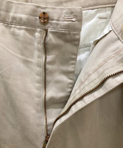 TROUSERS（トラウザーズ）TROUSERS (トラウザーズ) タックパンツ ベージュ サイズ:印字消えのため解読不可の古着・服飾アイテム