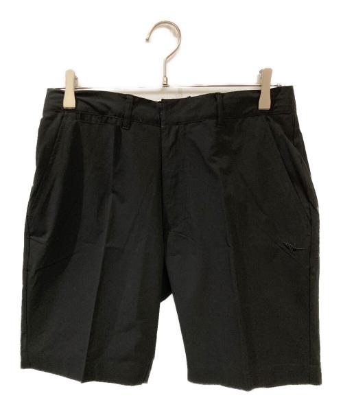 1piu1uguale3（ウノピュウノウグァーレトレ）1piu1uguale3 (ウノピュウノウグァーレトレ) ゴルフショーツ ブラック サイズ:3の古着・服飾アイテム