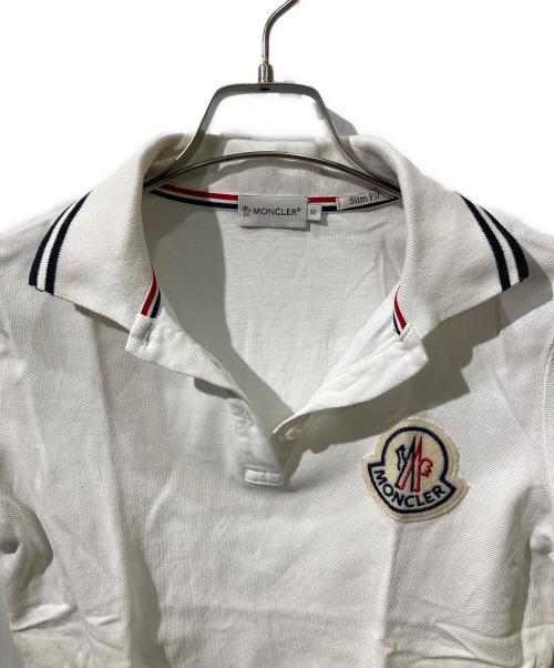 MONCLER（モンクレール）MONCLER (モンクレール) ポロシャツ ホワイト サイズ:Sの古着・服飾アイテム