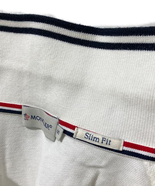 MONCLER（モンクレール）MONCLER (モンクレール) ポロシャツ ホワイト サイズ:Sの古着・服飾アイテム