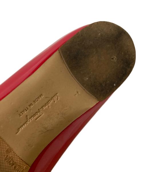Salvatore Ferragamo（サルヴァトーレ フェラガモ）Salvatore Ferragamo (サルヴァトーレ フェラガモ) ヴァラフラットパンプス レッド サイズ:SIZE61/2の古着・服飾アイテム