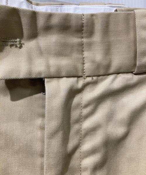 CAHLUMN（カウラム）CAHLUMN (カウラム) TC Twill 1 Tuck Pants / ツイルワンタックパンツ チノパン ベージュ サイズ:Lの古着・服飾アイテム