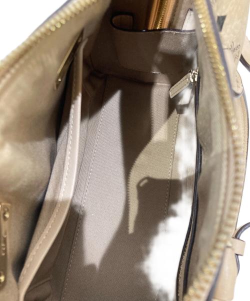 MCM（エムシーエム）MCM (エムシーエム) 2WAY ボストン エッセンシャル ベージュの古着・服飾アイテム