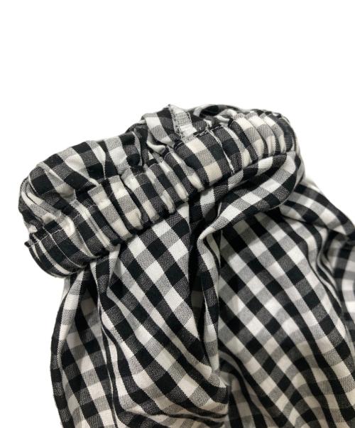 YORI（ヨリ）YORI (ヨリ) ボウタイチェックブラウス ブラック×ホワイト サイズ:38の古着・服飾アイテム