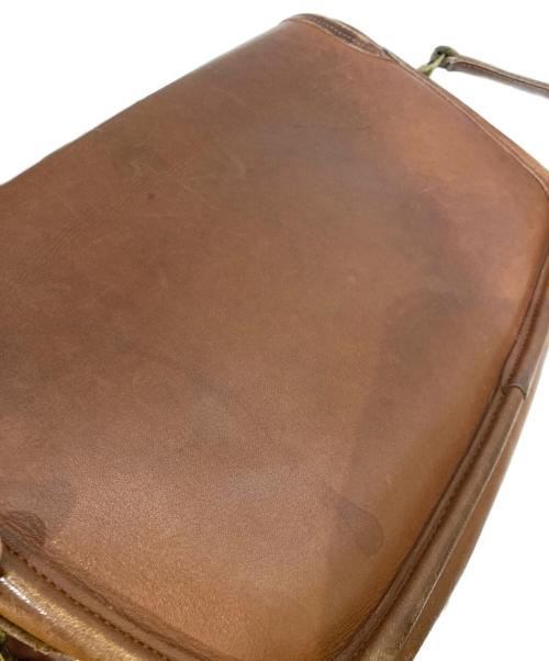 COACH（コーチ）COACH (コーチ) オールドレザーフラップショルダーバッグ ブラウンの古着・服飾アイテム