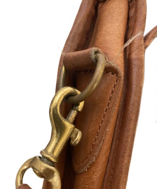 COACH（コーチ）COACH (コーチ) オールドレザーフラップショルダーバッグ ブラウンの古着・服飾アイテム