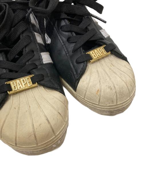 adidas（アディダス）adidas (アディダス) A BATHING APE (アベイシングエイプ) スニーカー ブラック サイズ:US9の古着・服飾アイテム